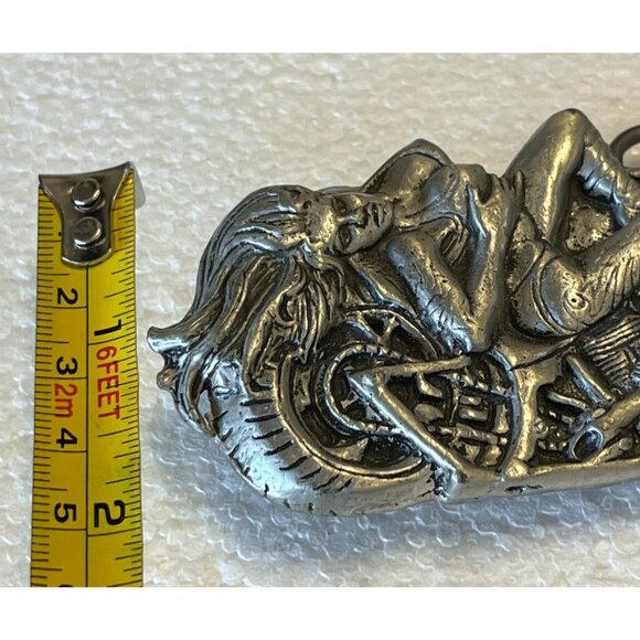 Vintage 2006 Hot Leathers Motorcycle Belt Buckle With Woman Design - Picture 4 of 6